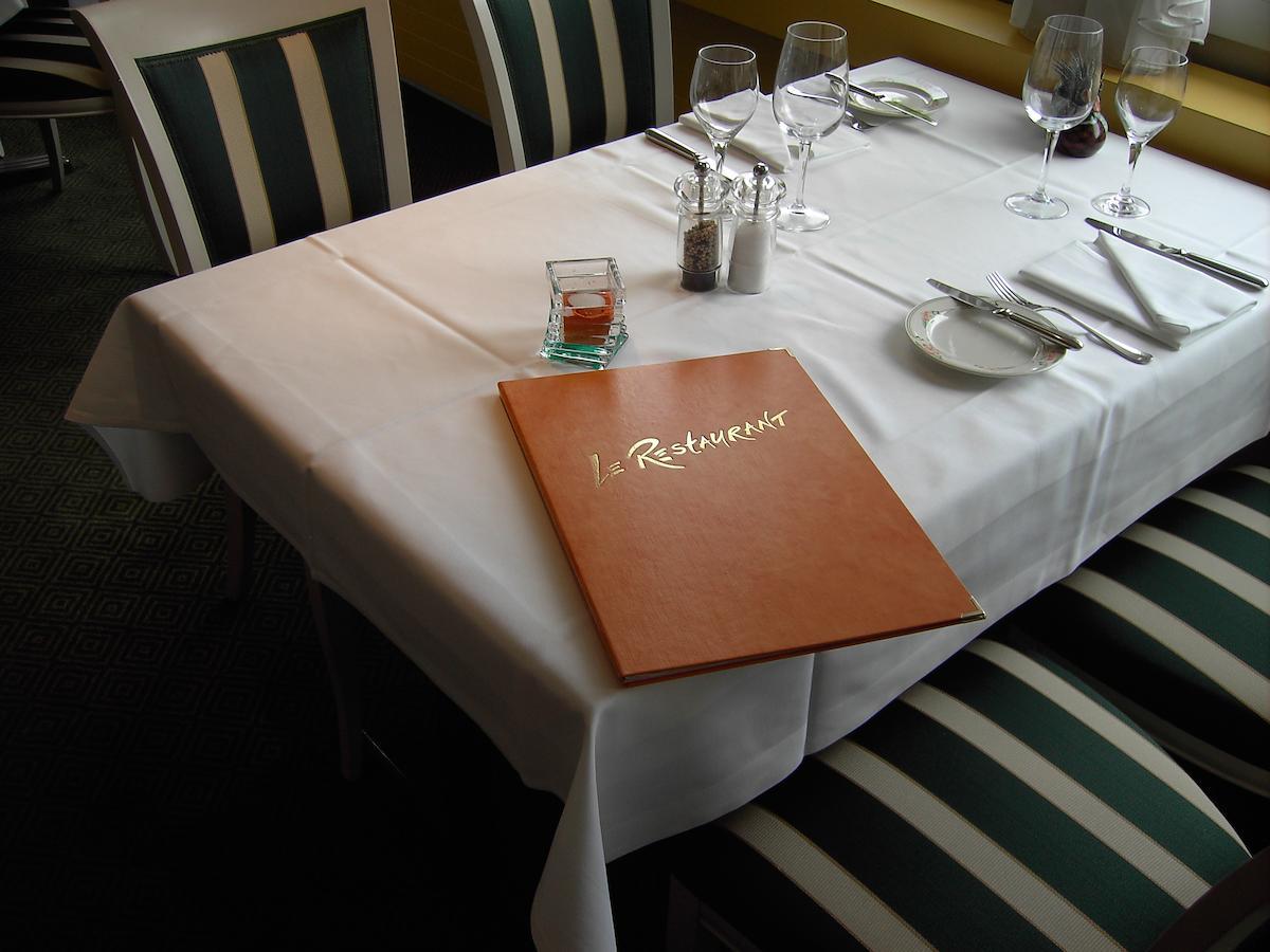 Hotel Restaurant Klosterli Pieterlen Zewnętrze zdjęcie