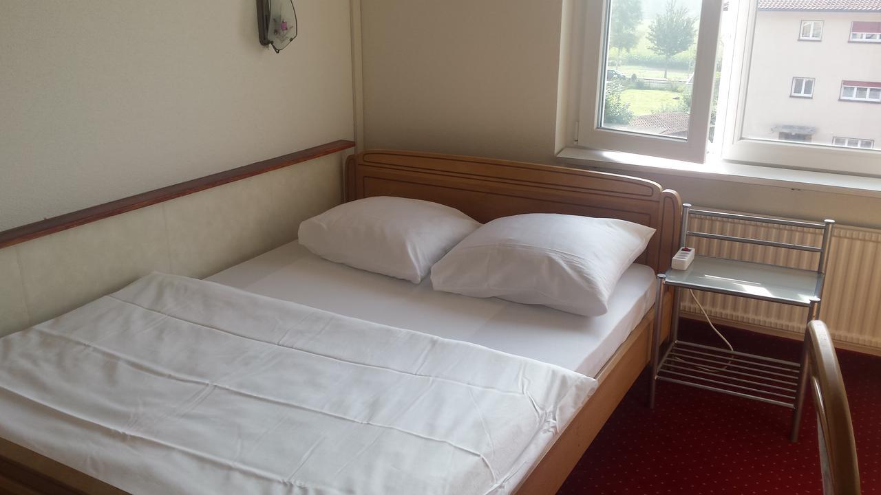 Hotel Restaurant Klosterli Pieterlen Zewnętrze zdjęcie